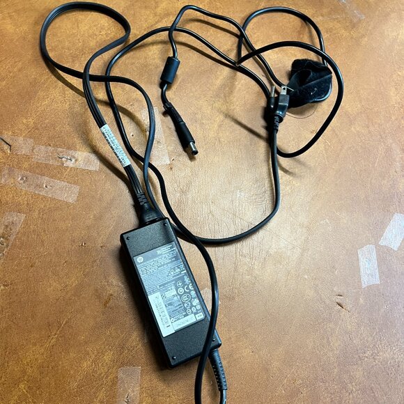 AC Adapter HP PA-1900-32HT 19V 4.62A, 90W - 7,4 x 5,0мм Series Ppp012L-E - Picture 1 of 5